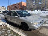 Ford Mondeo 1995 года за 650 000 тг. в Караганда – фото 3