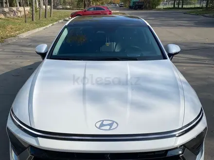 Hyundai Sonata 2024 года за 17 500 000 тг. в Алматы