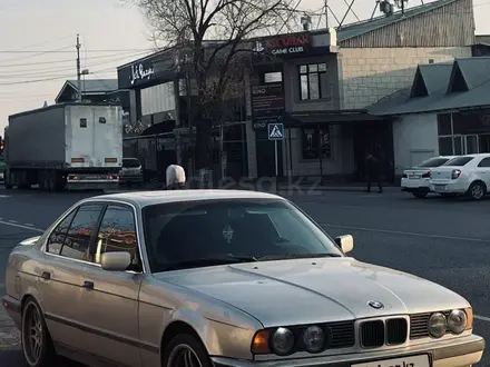 BMW 525 1991 года за 2 600 000 тг. в Шымкент – фото 3