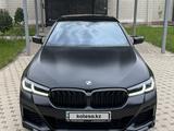 BMW 540 2021 годаfor32 000 000 тг. в Шымкент