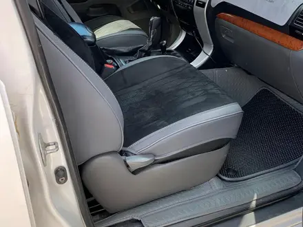 Toyota Land Cruiser Prado 2007 года за 9 000 000 тг. в Актобе – фото 8