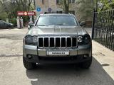 Jeep Grand Cherokee 2007 года за 7 700 000 тг. в Актобе – фото 2