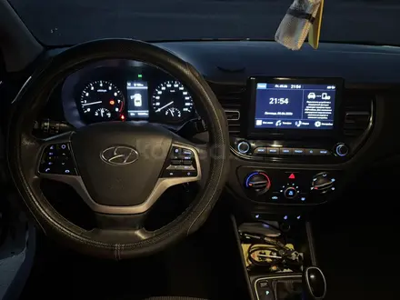 Hyundai Accent 2022 года за 7 200 000 тг. в Актау – фото 4