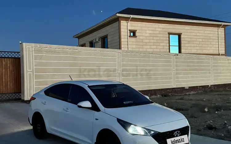 Hyundai Accent 2022 года за 7 200 000 тг. в Актау