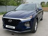 Hyundai Santa Fe 2019 года за 13 000 000 тг. в Алматы