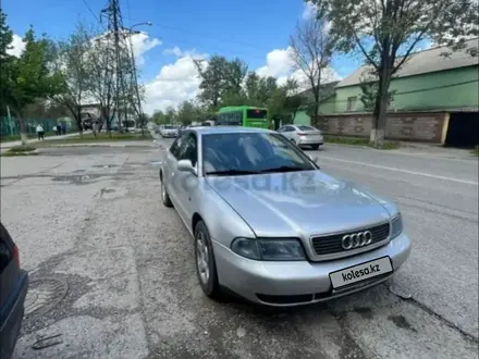 Audi A4 1995 года за 1 800 000 тг. в Шардара – фото 3