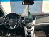 Chevrolet Cruze 2013 года за 4 400 000 тг. в Актобе – фото 5