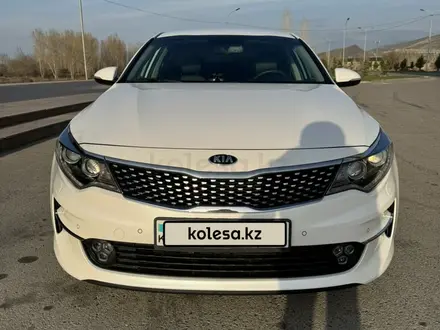 Kia Optima 2017 года за 11 500 000 тг. в Тараз – фото 2