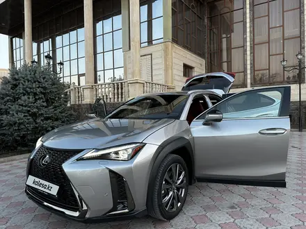 Lexus UX 200 2020 года за 17 500 000 тг. в Алматы – фото 2