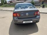 Volkswagen Passat 2006 года за 2 435 000 тг. в Астана – фото 4