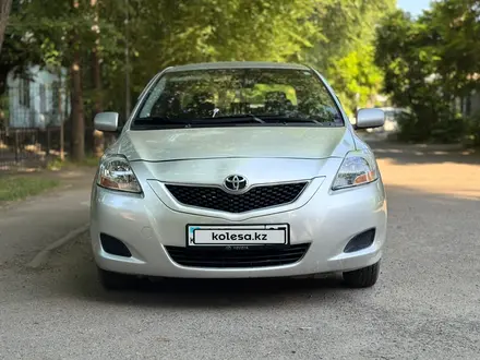 Toyota Yaris 2011 года за 4 100 000 тг. в Алматы – фото 2