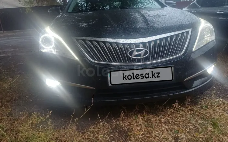Hyundai Grandeur 2015 года за 9 000 000 тг. в Караганда