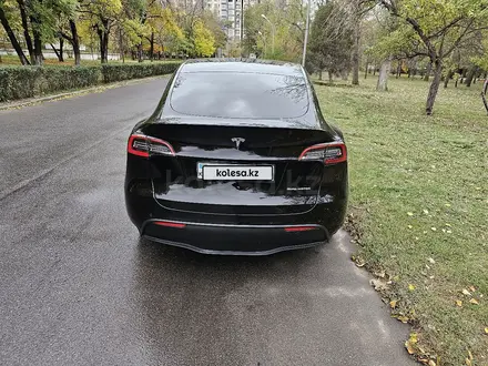 Tesla Model Y 2020 года за 15 850 000 тг. в Алматы – фото 5