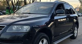 Volkswagen Touareg 2006 года за 5 600 000 тг. в Шымкент