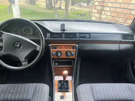 Mercedes-Benz E 230 1992 года за 1 450 000 тг. в Алматы – фото 5