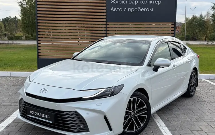 Toyota Camry Luxe 2025 года за 20 590 000 тг. в Кокшетау