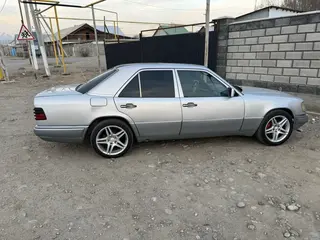 Mercedes-Benz E-Class, 1994
