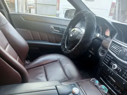 Mercedes-Benz E 350 2011 года за 8 000 000 тг. в Алматы – фото 12
