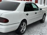 Mercedes-Benz E 230 1996 года за 1 900 000 тг. в Астана – фото 3