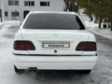 Mercedes-Benz E 230 1996 года за 1 900 000 тг. в Астана – фото 4