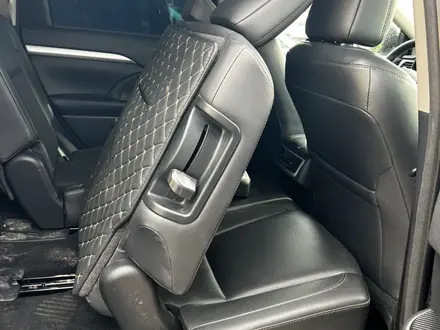 Toyota Highlander 2017 года за 16 500 000 тг. в Алматы – фото 10