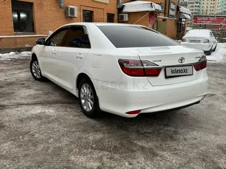 Toyota Camry 2015 года за 9 900 000 тг. в Астана – фото 7