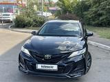 Toyota Camry 2021 года за 15 550 000 тг. в Алматы