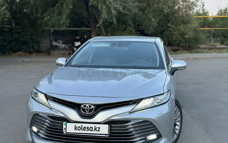 Toyota Camry 2019 годаүшін13 950 000 тг. в Алматы