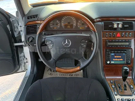 Mercedes-Benz E 320 1999 года за 6 700 000 тг. в Алматы – фото 31