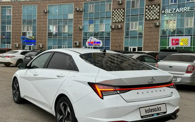 Hyundai Elantra 2022 годаүшін11 999 999 тг. в Алматы