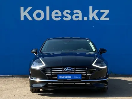 Hyundai Sonata 2021 года за 10 670 000 тг. в Алматы – фото 2