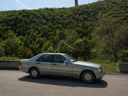 Mercedes-Benz S 320 1995 года за 5 800 000 тг. в Алматы – фото 3