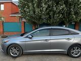 Hyundai Sonata 2015 годаүшін6 200 000 тг. в Актобе – фото 4