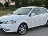 Daewoo Gentra 2014 года за 4 100 000 тг. в Шымкент – фото 2