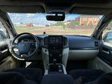 Toyota Land Cruiser 2015 годаүшін28 000 000 тг. в Актобе – фото 5