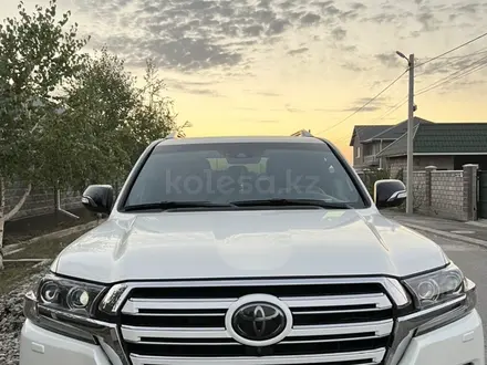 Toyota Land Cruiser 2018 года за 40 000 000 тг. в Алматы – фото 2