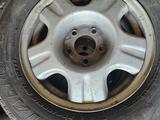 205.65.15 Диски р15 с резиной на хонда одиссей за 100 000 тг. в Алматы – фото 3