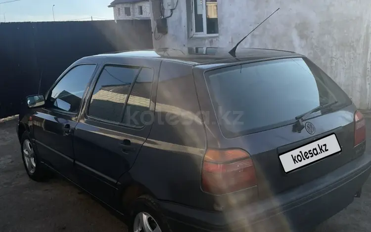 Volkswagen Golf 1993 года за 1 300 000 тг. в Астана