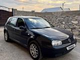 Volkswagen Golf 2000 годаүшін2 800 000 тг. в Тараз