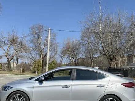 Hyundai Elantra 2016 года за 6 500 000 тг. в Шымкент – фото 4
