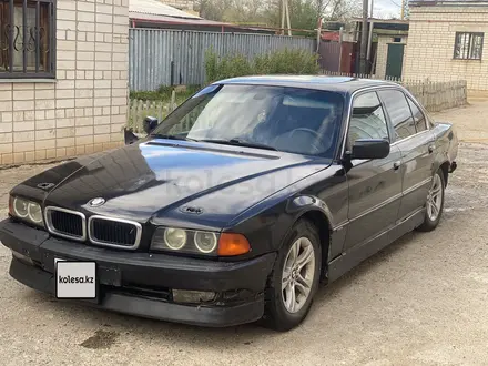 BMW 740 1996 годаүшін1 900 000 тг. в Актобе