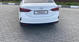 Hyundai Accent 2020 года за 6 500 000 тг. в Усть-Каменогорск – фото 2