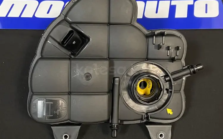 Расширительный бачок BMW M5 F90/M8 F92 за 70 000 тг. в Астана