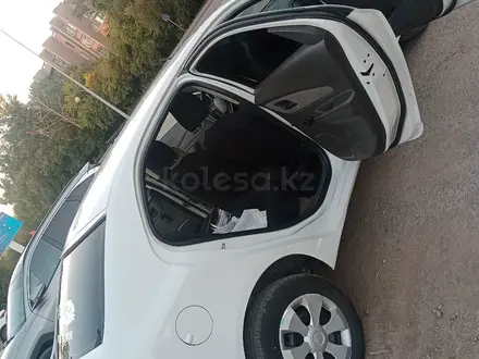 Chevrolet Cobalt 2014 года за 3 100 000 тг. в Караганда – фото 16