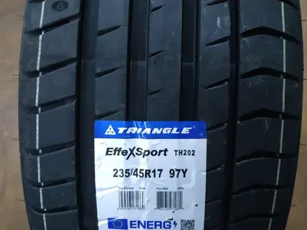 Шины в Астане 235/45 R17 Triangle TH 202 за 30 000 тг. в Астана