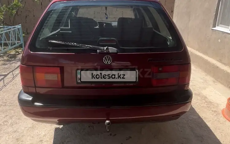 Volkswagen Passat 1994 годаүшін2 050 000 тг. в Сарыагаш