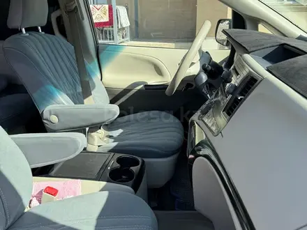 Toyota Sienna 2014 года за 14 000 000 тг. в Кызылорда – фото 9