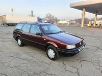 Volkswagen Passat 1993 годаүшін1 850 000 тг. в Алматы