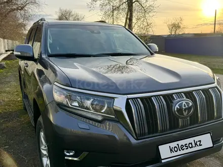 Toyota Land Cruiser Prado 2023 года за 31 500 000 тг. в Караганда – фото 2