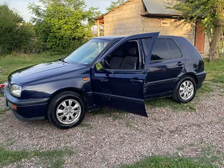 Volkswagen Golf 1995 года за 1 500 000 тг. в Тараз – фото 2
